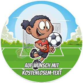 Motiv: Kind auf Fußballplatz (Version4) - Deintortenbild.de Tortenaufleger aus Esspapier: Oblatenpapier, Zuckerpapier, Fondantpapier